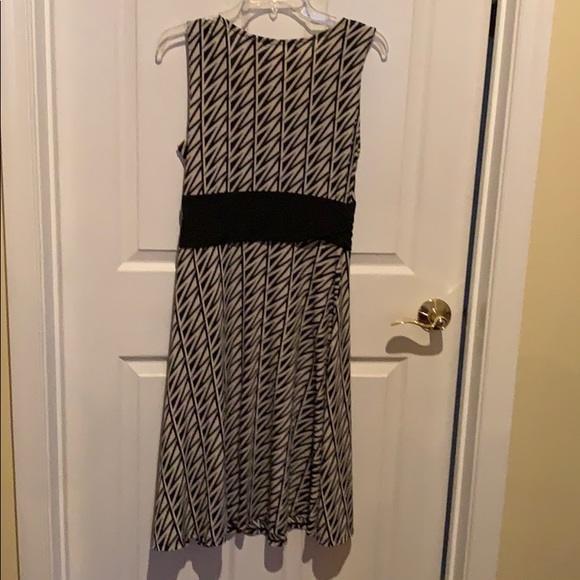 NY Collection black & white sleeveless M dress - Picture 4 of 4